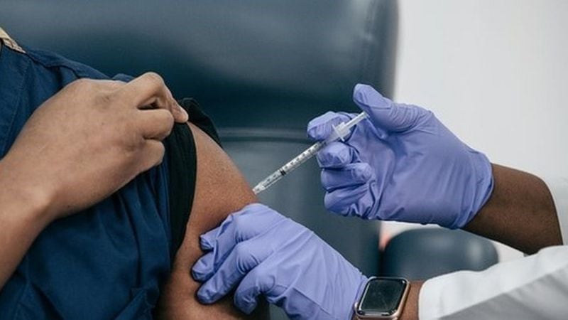 حملة لتحصين الوافدين مجانًا في بعض المناطق
