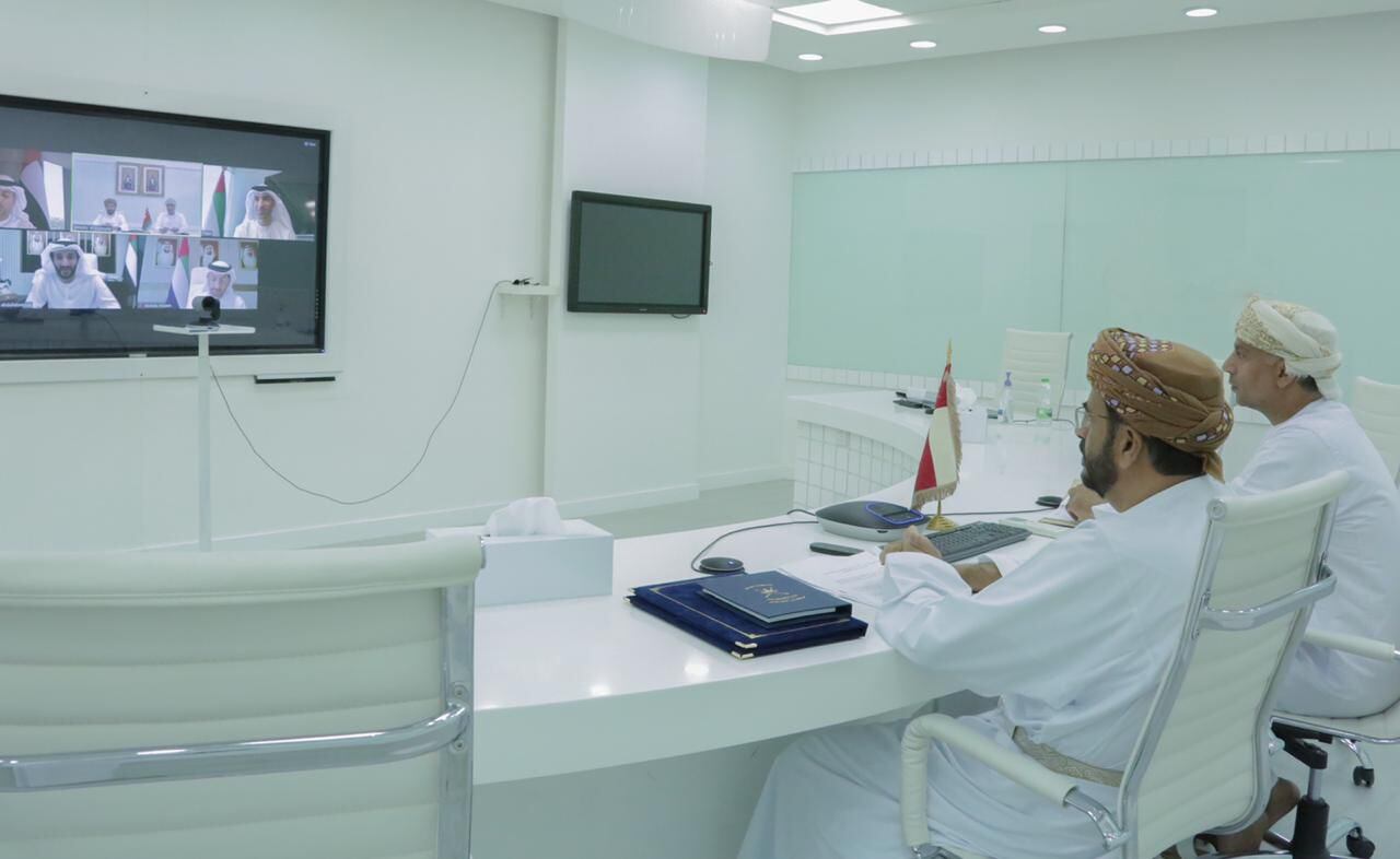 الصقري يلتقي بوزراء الاقتصاد في الإمارات