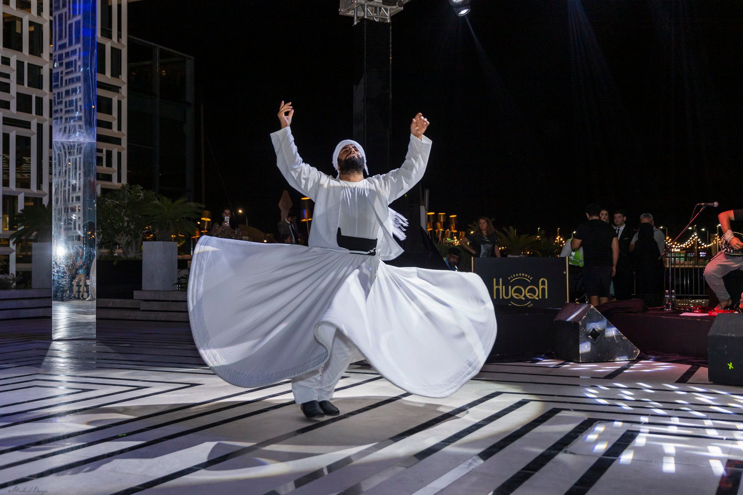 افتتاح رسمي لمطعم (HuQQa) في الموج مسقط