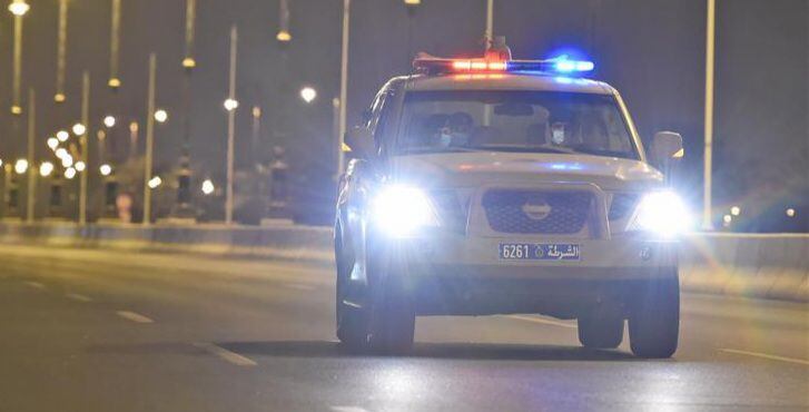 سلوكيات خاطئة تعيق الحركة المرورية والشرطة تتدخل