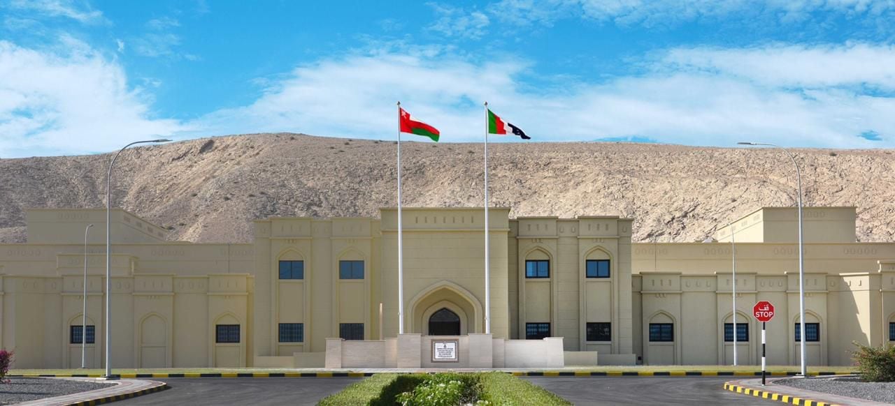 قريبًا: الشرطة تحتفل بافتتاح مبنى جديد في مسقط