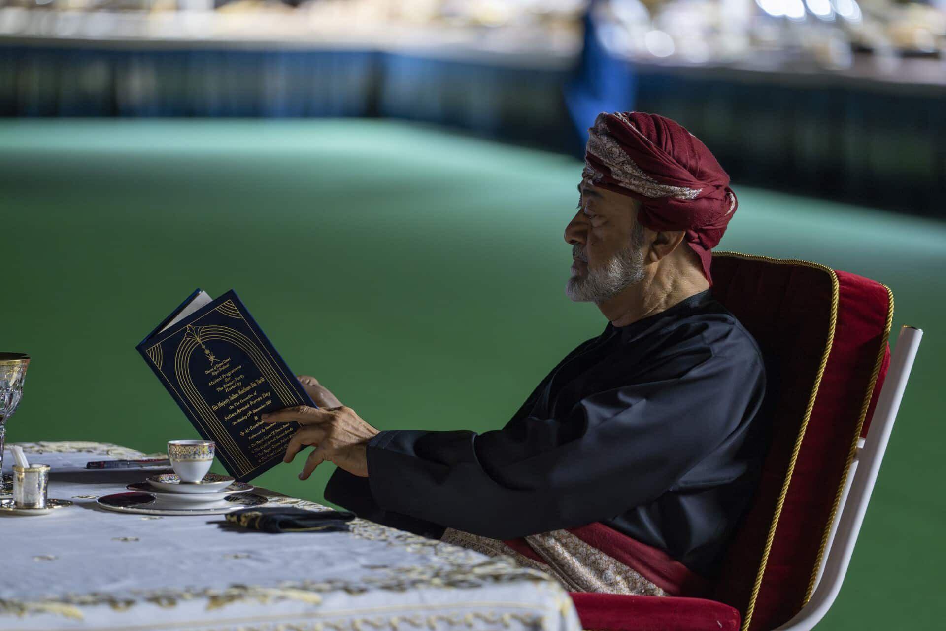 بالصور: الإطلالة السامية في حفل العشاء