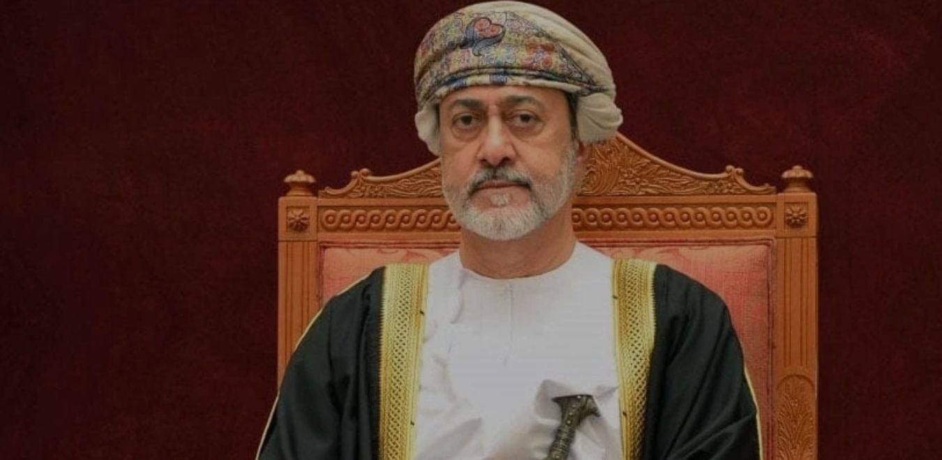 جلالة السلطان يهنئ حسن روحاني