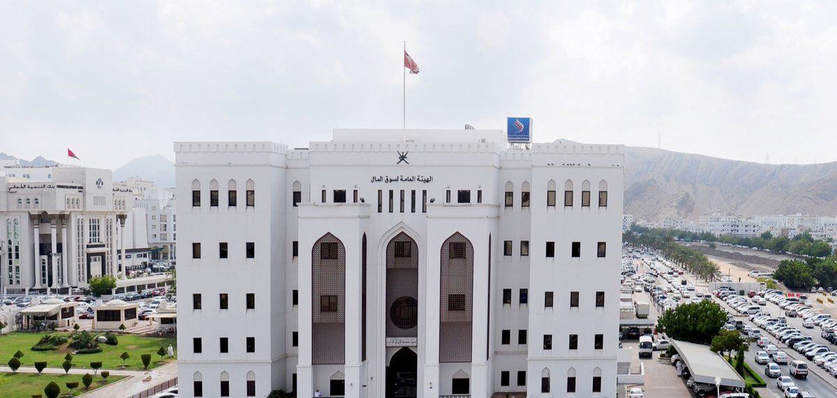“سوق المال” تنفي امتناع شركات التأمين عن تعويض مطالبات الحوادث أثناء الإغلاق الكلي