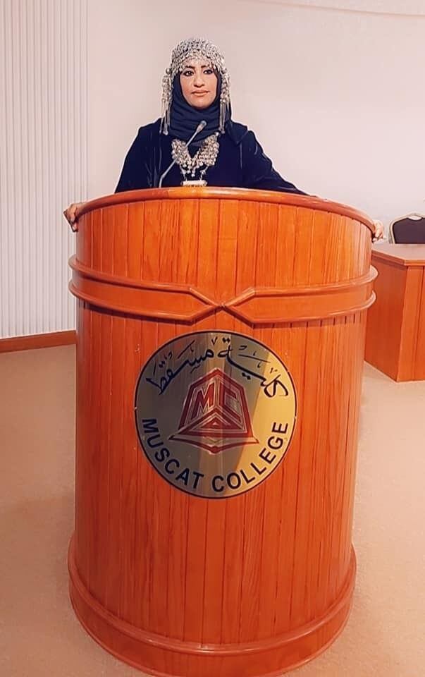 الدكتورة غالية عيسى.. نهرٌ يَربط بين عُمان واليمن