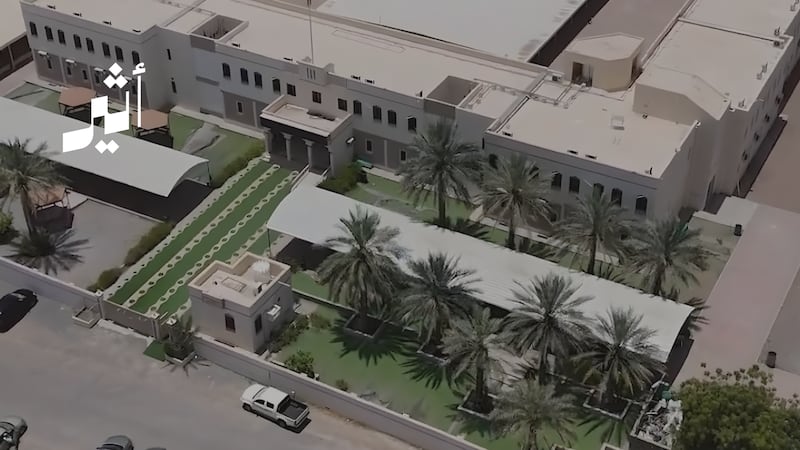 السر وراء العمل الدؤوب على مدى ثلاثة عقود يسردها هو بنفسه