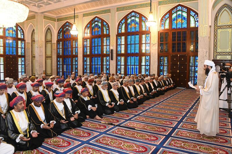 خطبة مسجد الخور: البشرية تشهد عدوانًا على الأخلاق والفضائل والقيم