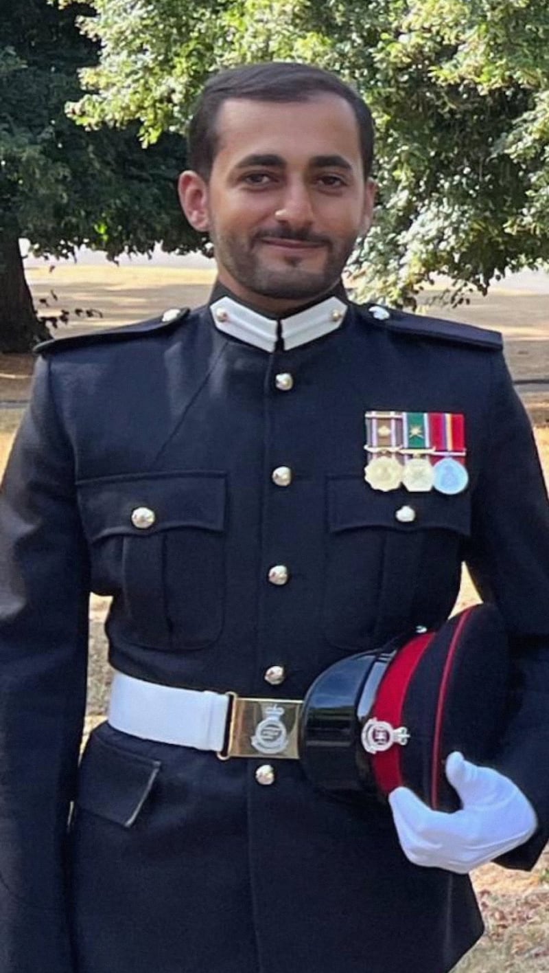 ساندهيرست العسكرية تنشر صورًا لجلالة السلطان أثناء حفل تخريج الدفعة 222