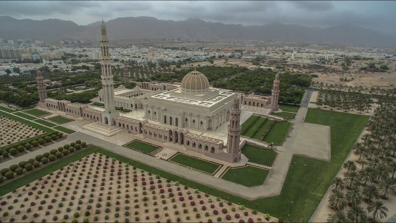 “من محمد رسول الله” عنوان خطبة جمعة اليوم، إليك مقتطفات منها بـ4 لغات