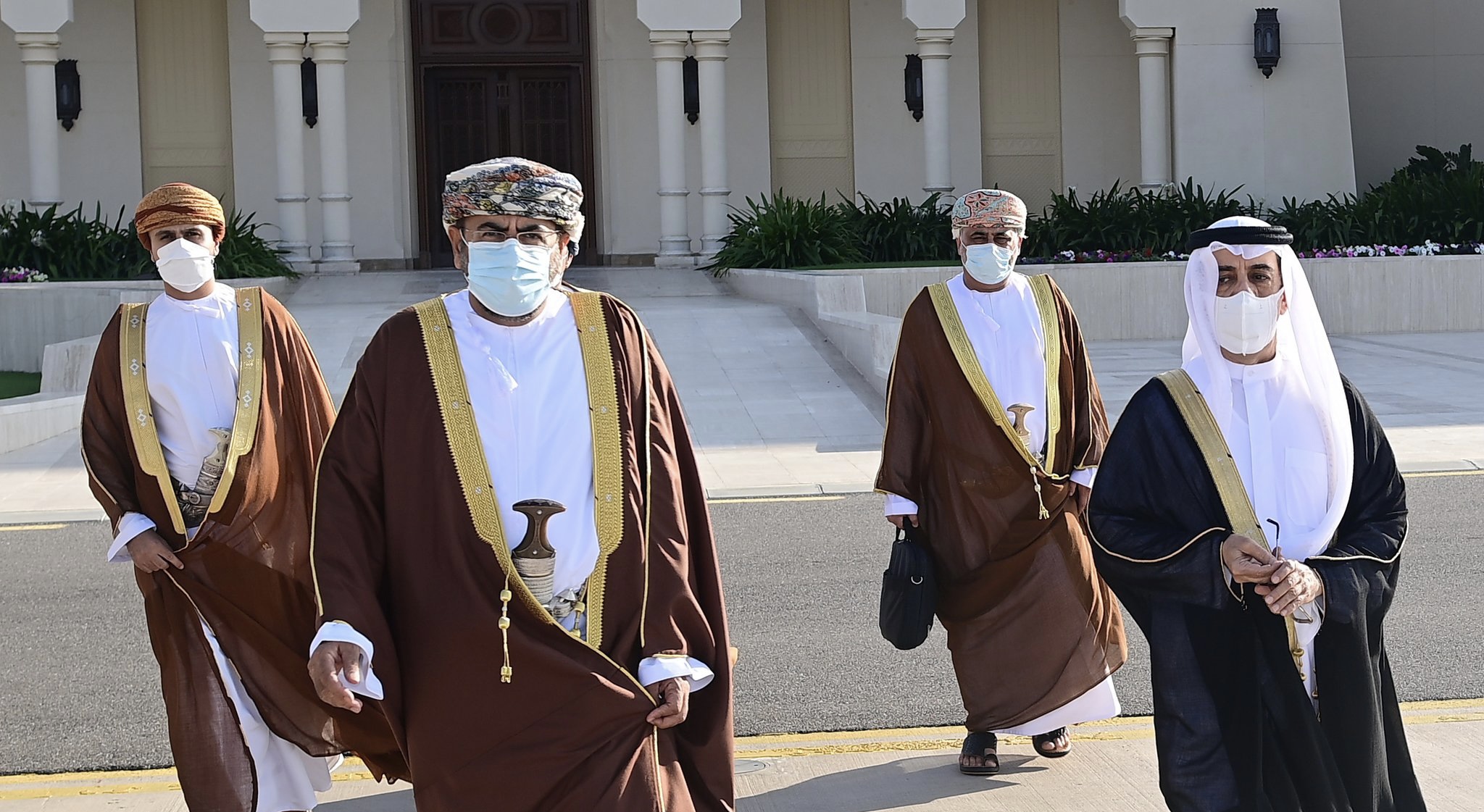 بتكليف سامٍ: وزير الاقتصاد يتوجه إلى الإمارات