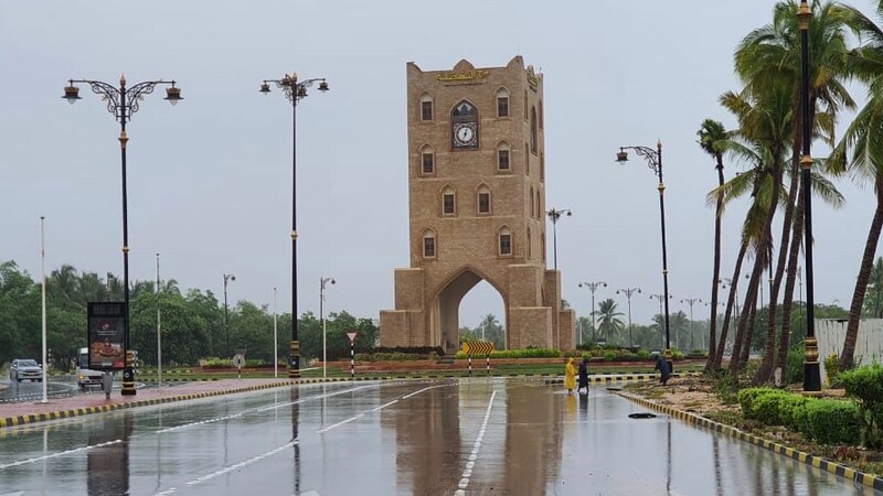 مسؤول في النقل يوضح حول حركة الطرق الرئيسية بظفار