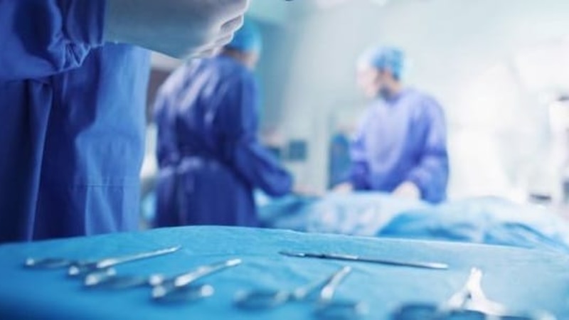 تنومت وترخصت في اليوم نفسه: الدكتور بدر الحضرمي يوضح حول عملية الأولى من نوعها