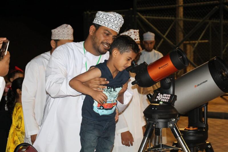 المعتصم البوسعيدي يكتب: سمد الشأن ترصد الفضاء