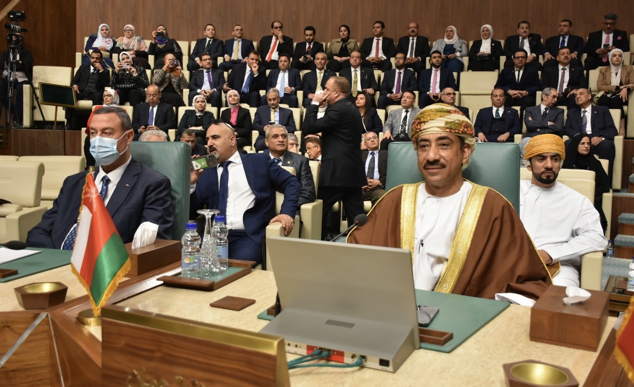 مؤسستان عمانيتان تفوزان بجائزة عربية للتميز الحكومي