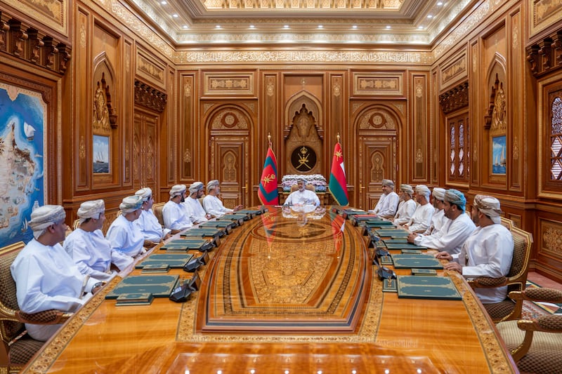 جلالة السلطان -حفظه الله ورعاه- يلتقي رئيس وأعضاء مكتب مجلس الشورى