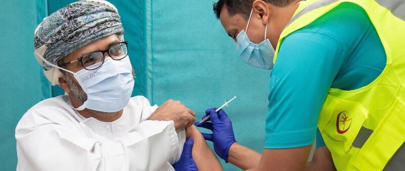 لقاح كورونا يصل إلى جامعة السلطان قابوس