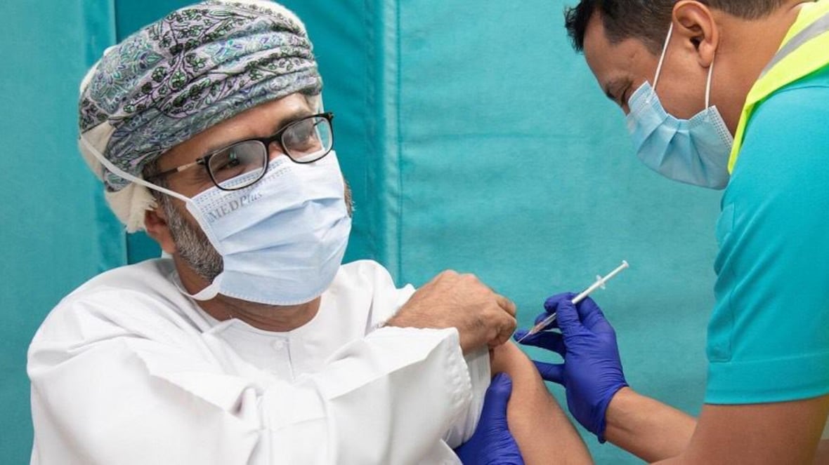 لقاح كورونا يصل إلى جامعة السلطان قابوس