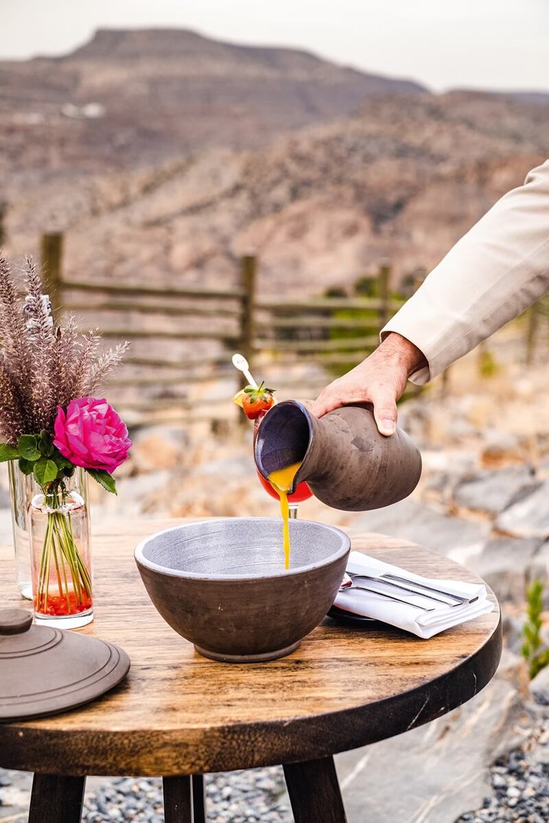 ناشيونال جيوغرافيك الأمريكية تنشر تقريرًا مصورًا عن المعالم السياحية بالداخلية