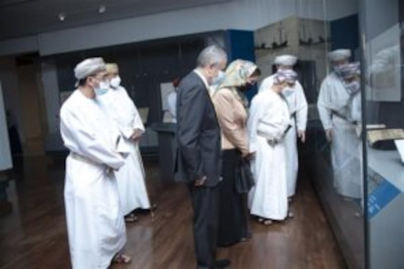 مخطوطة للعماني أحمد بن ماجد تعود للسلطنة