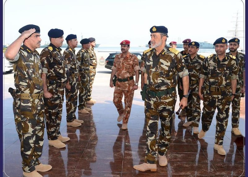 جلالة السلطان يزور قاعدة سعيد بن سلطان البحرية