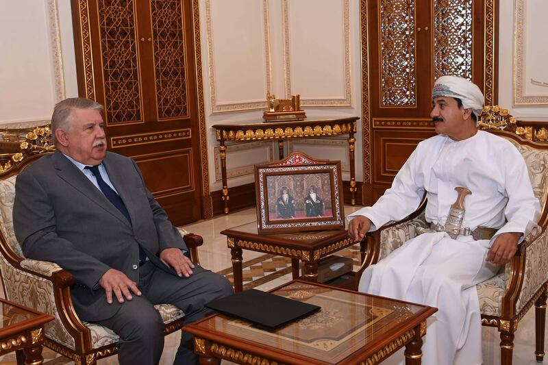 وزير المكتب السلطاني يستقبل سفيري قبرص وروسيا