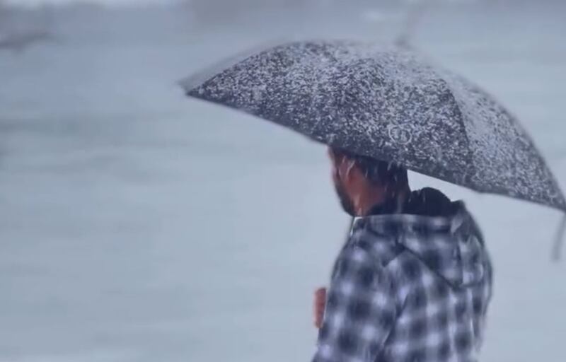 بالفيديو: عماني يروي تجربته  في عالم السفر الاقتصادي  