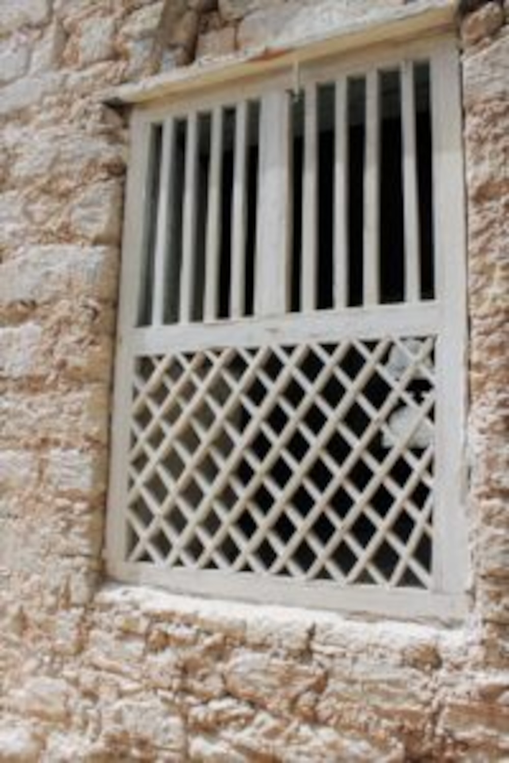 بيوت طاقة الأثرية: شواهد تاريخية للهندسة المعمارية العمانية