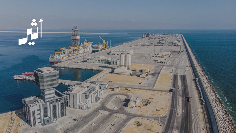 مصدر أمني: استهداف ميناء الدقم التجاري بطائرتين مسيرتين