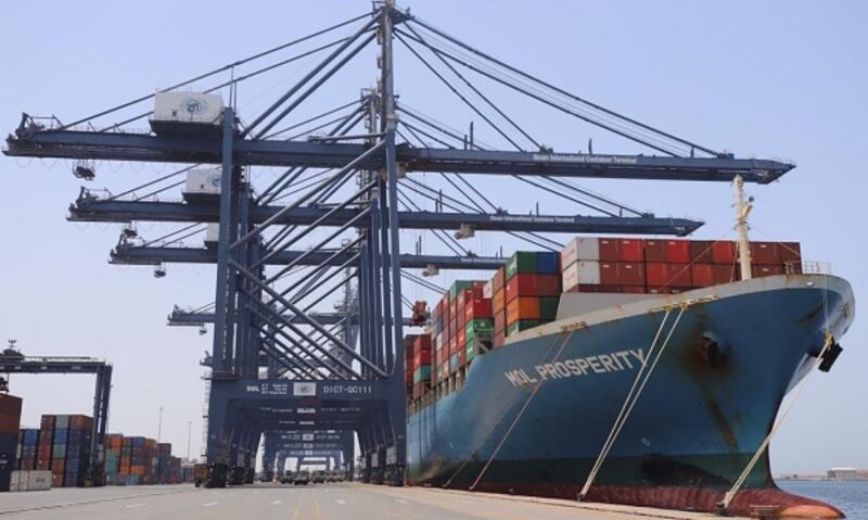 خلال 3 أيام فقط: خضار وفواكه طازجة من المزارع إلى الموانئ العمانية