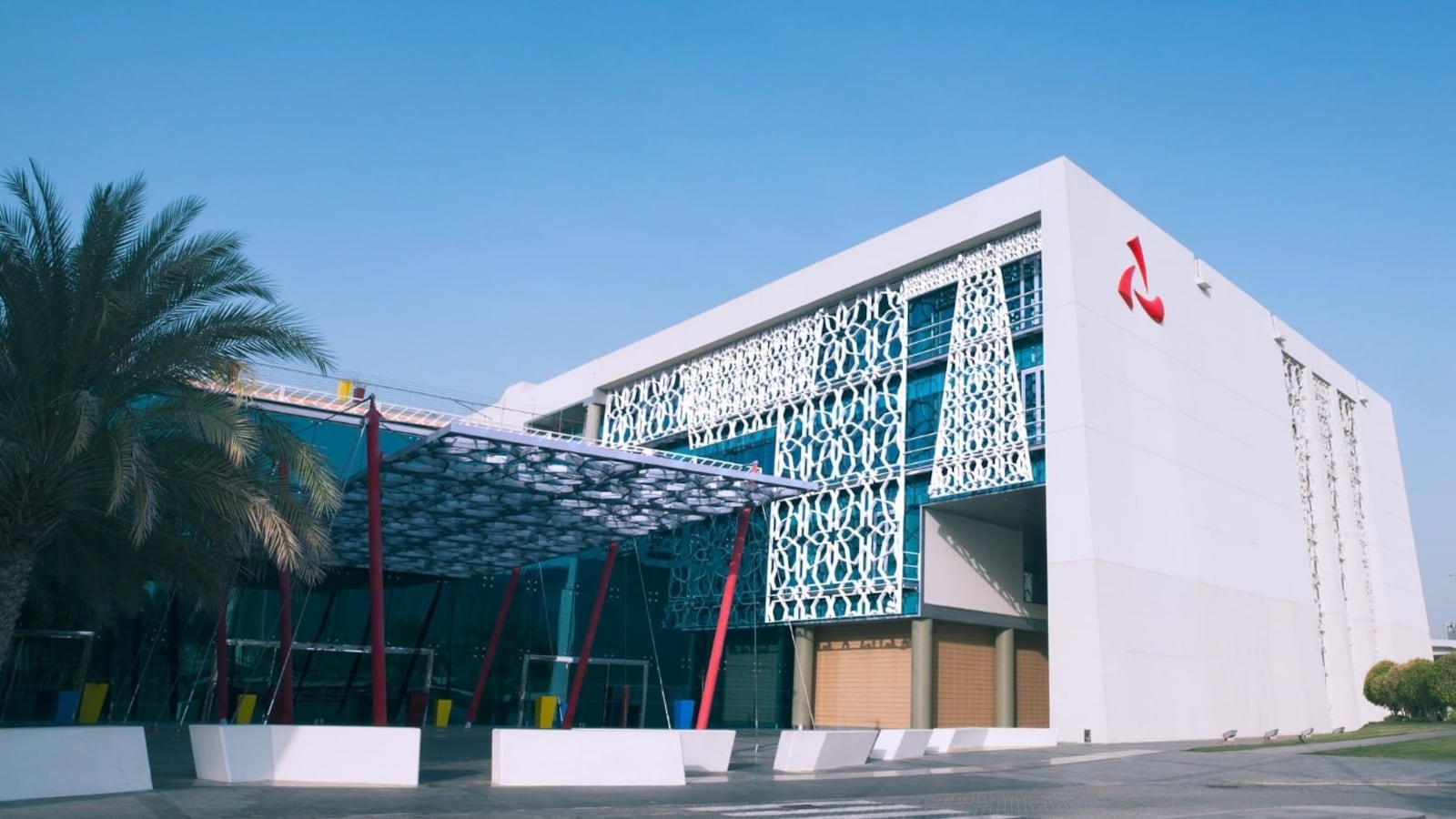 تتويجًا لريادته في القطاع المصرفي: بنك مسقط يفور بجائزة أفضل بنك في سلطنة عُمان ضمن جوائز إيمي فايننس للشرق الأوسط