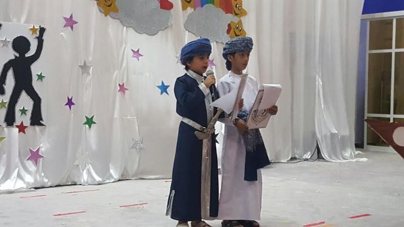 “الصفوة” بصحم تحتفل بتخريج فوجها الخامس