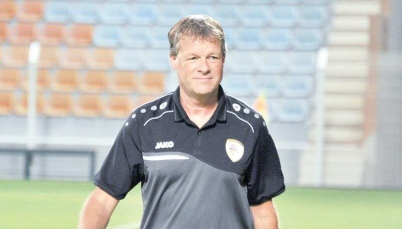 نبيل المزروعي يكتب: “كومان” والمشهد الفني والإداري لمنتخبنا