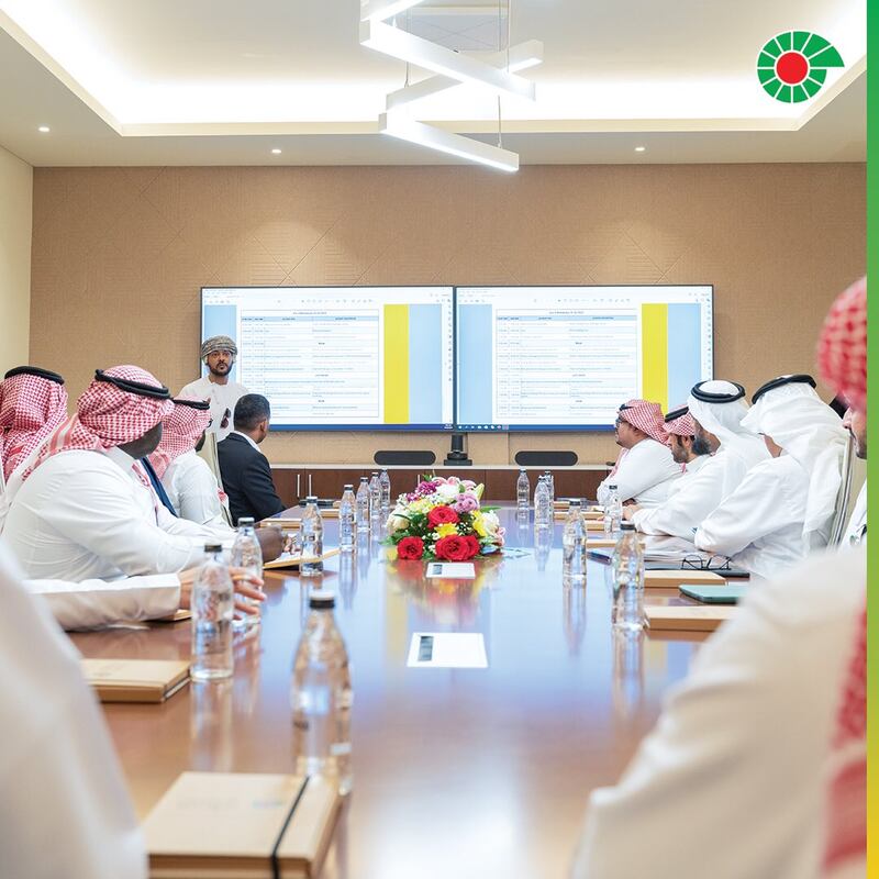 وفد من أرامكو يتعرف على “تنمية نفط عمان”