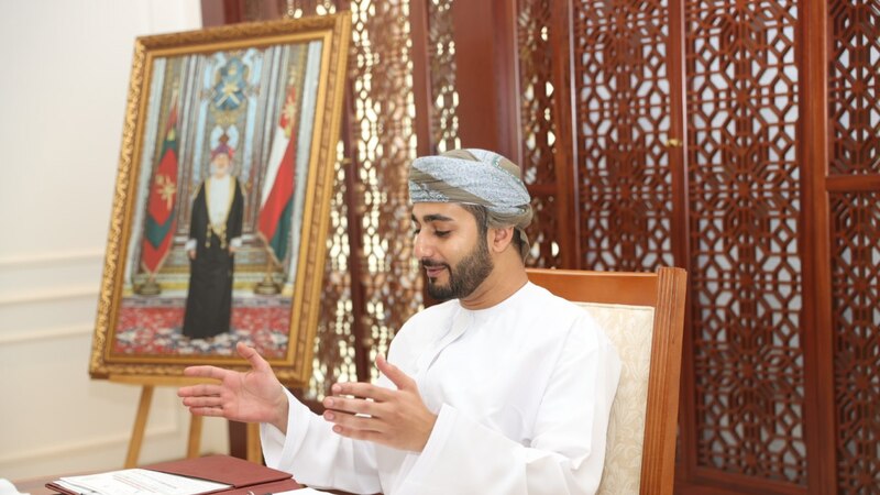 سمو السيد ذي يزن يترأس اجتماعًا حول الدقم