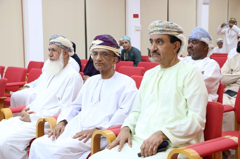 “الهوية الثقافية ثروة حضارية وميزة تنافسية” جلسة حوارية في النادي الثقافي