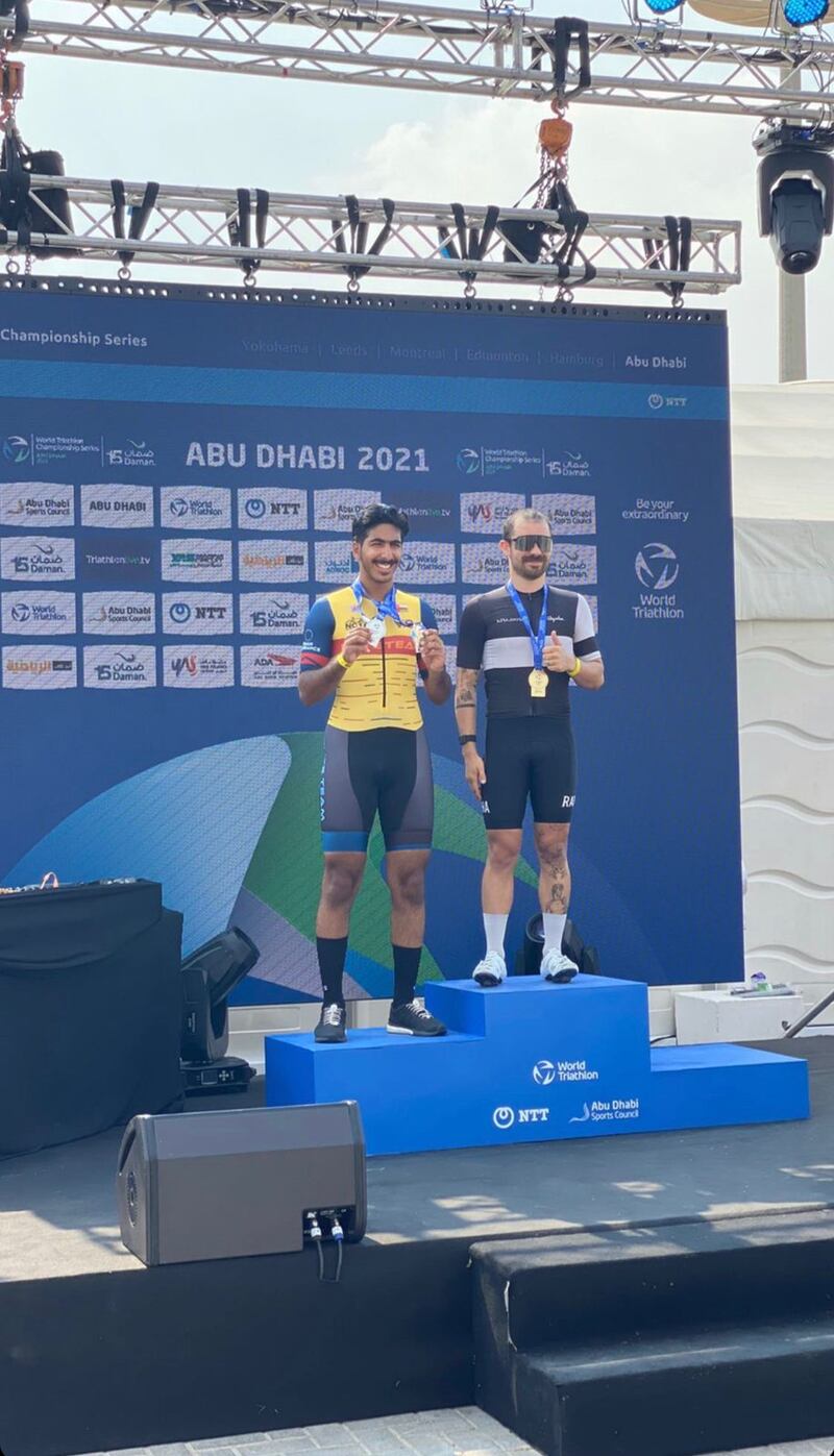 عماني ثانيًا في تحدٍ للدراجات بأبوظبي