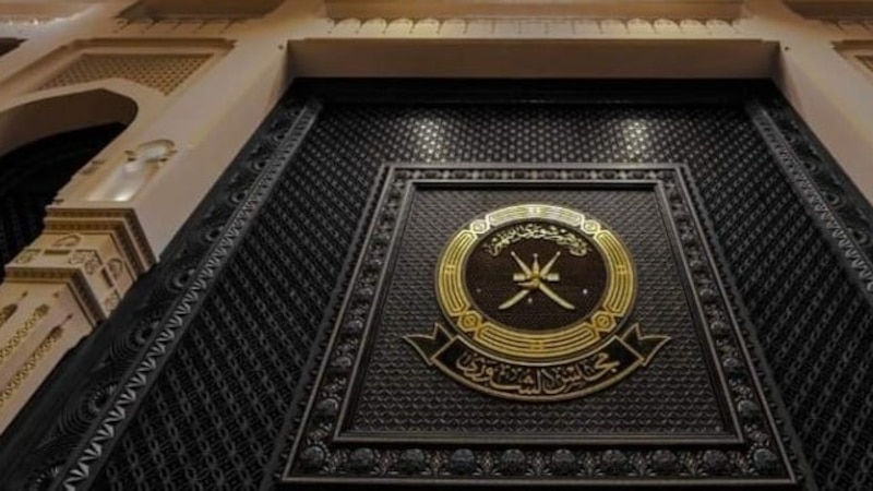 اتصالات واجتماعات لسباق “رئاسة الشورى”؛ فمن الأقرب لها؟