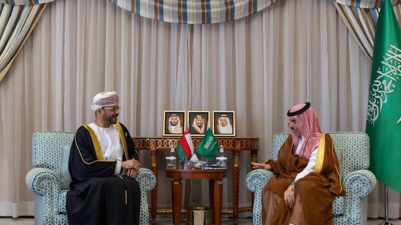اجتماع عماني سعودي حول القضايا الإقليمية والدولية