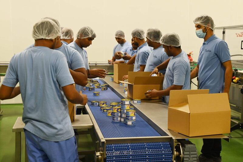 بدء توفير منتجات تونة من مصنع عماني