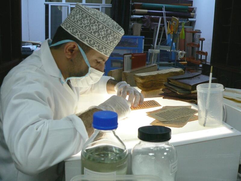 32″ إصدارا تتنافس على جائزة الإبداع الثقافي واختيار شخصيتين لتكريمهما