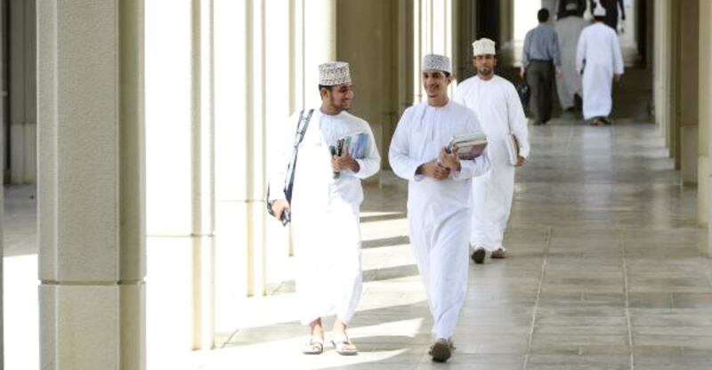 د.رجب العويسي يكتب: نحو ضبط احتياجات عُمان المستقبلية من التخصصات الأكاديمية