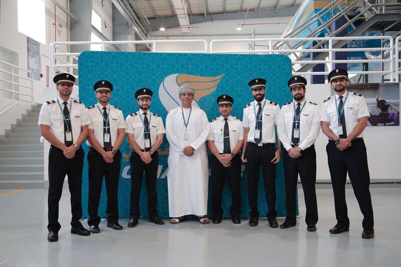 التعمين في طياري “الطيران العماني” 50%