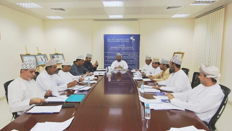 منها ملتقى عماني أوروبي ودورات تدريبية: موضوعات عدة على طاولة مجلس إدارة “الصحفيين العمانية”