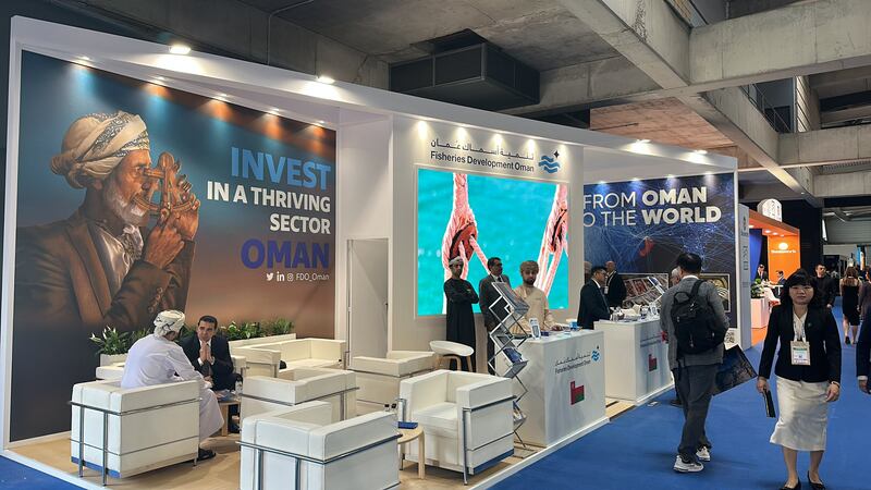 “تنمية أسماك عُمان” تشارك في أكبر فعالية عالمية لتجارة المنتجات البحرية