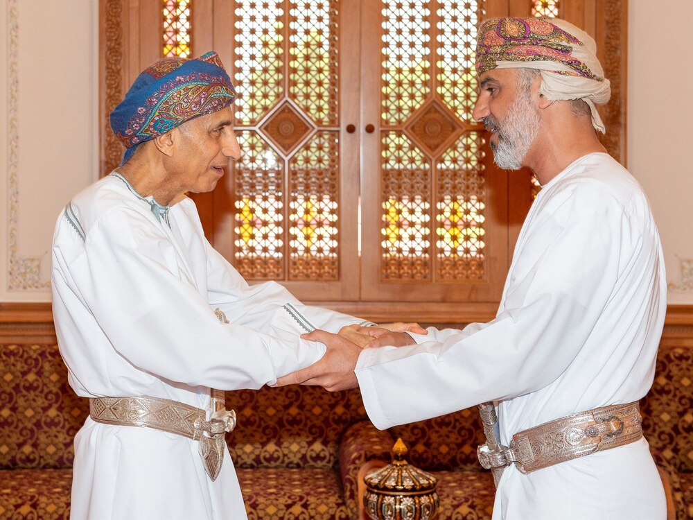 سمو السيد فهد يستقبل أعضاء من “الشورى”