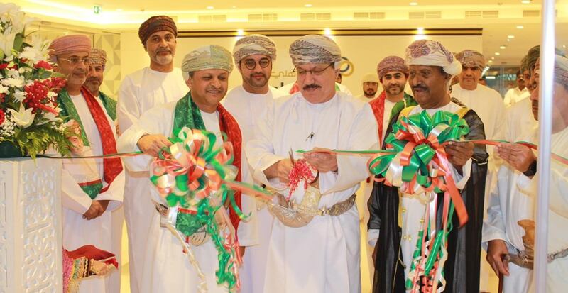 تجربة جديدة: تخليص المعاملات العقارية واستلام الملكيات دون الذهاب لمبنى “الإسكان”