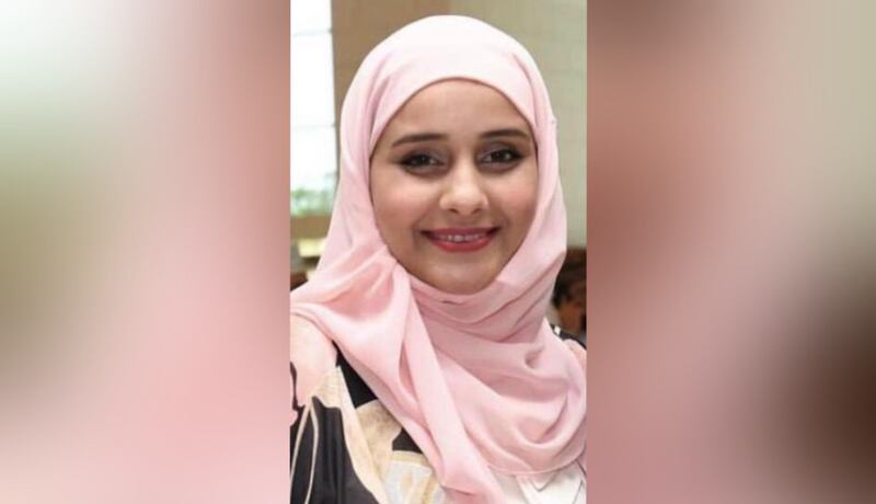 طبيبة عمانية تترأس جلسة نقاش مباشرة في مؤتمر دولي بكوريا