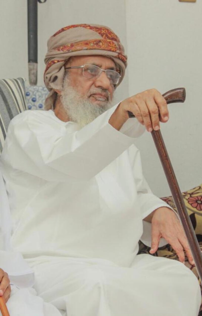 بالفيديو: صوت شيخ عُماني اُختير لقراءة “النشأة المحمدية” أمام السلطان قابوس بن سعيد