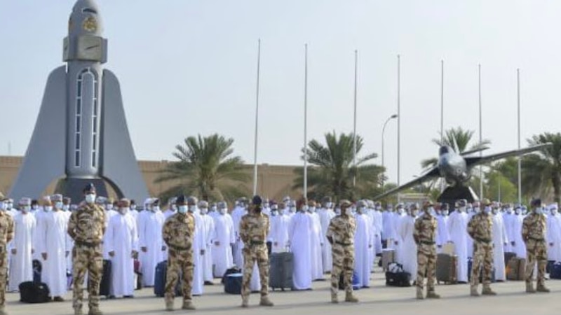 تنفيذًا للتوجيهات السامية: مواطنون ينالون شرف الانتساب لسلاح الجو السلطاني