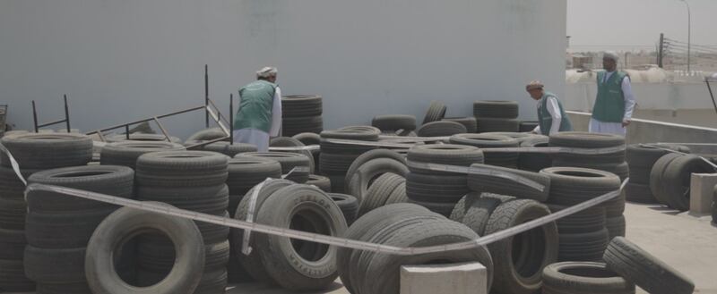 حُبِسوا احتياطيًا: وافدون يعرِّضون حياة المستهلكين للخطر